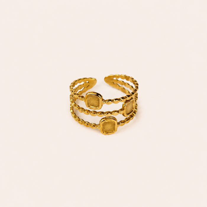 Nefertari Ring
