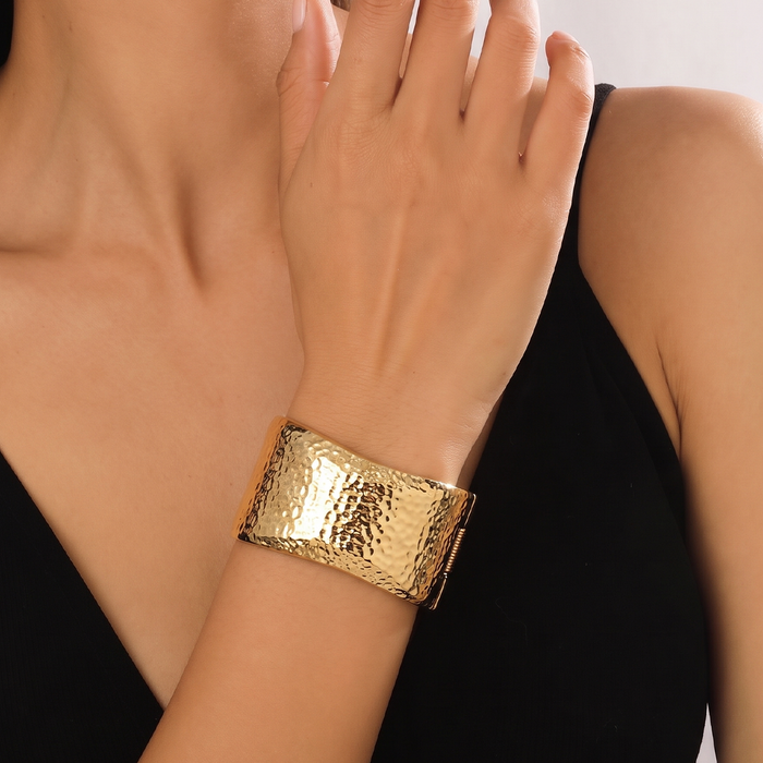 Aura Bangle